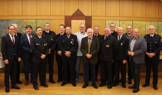 Verleihung des Feuerwehr Ehrenzeichen in Gold